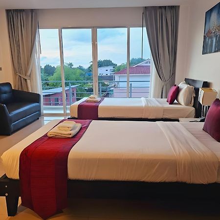 One World One Home Naiharn Hotel Rawai Buitenkant foto