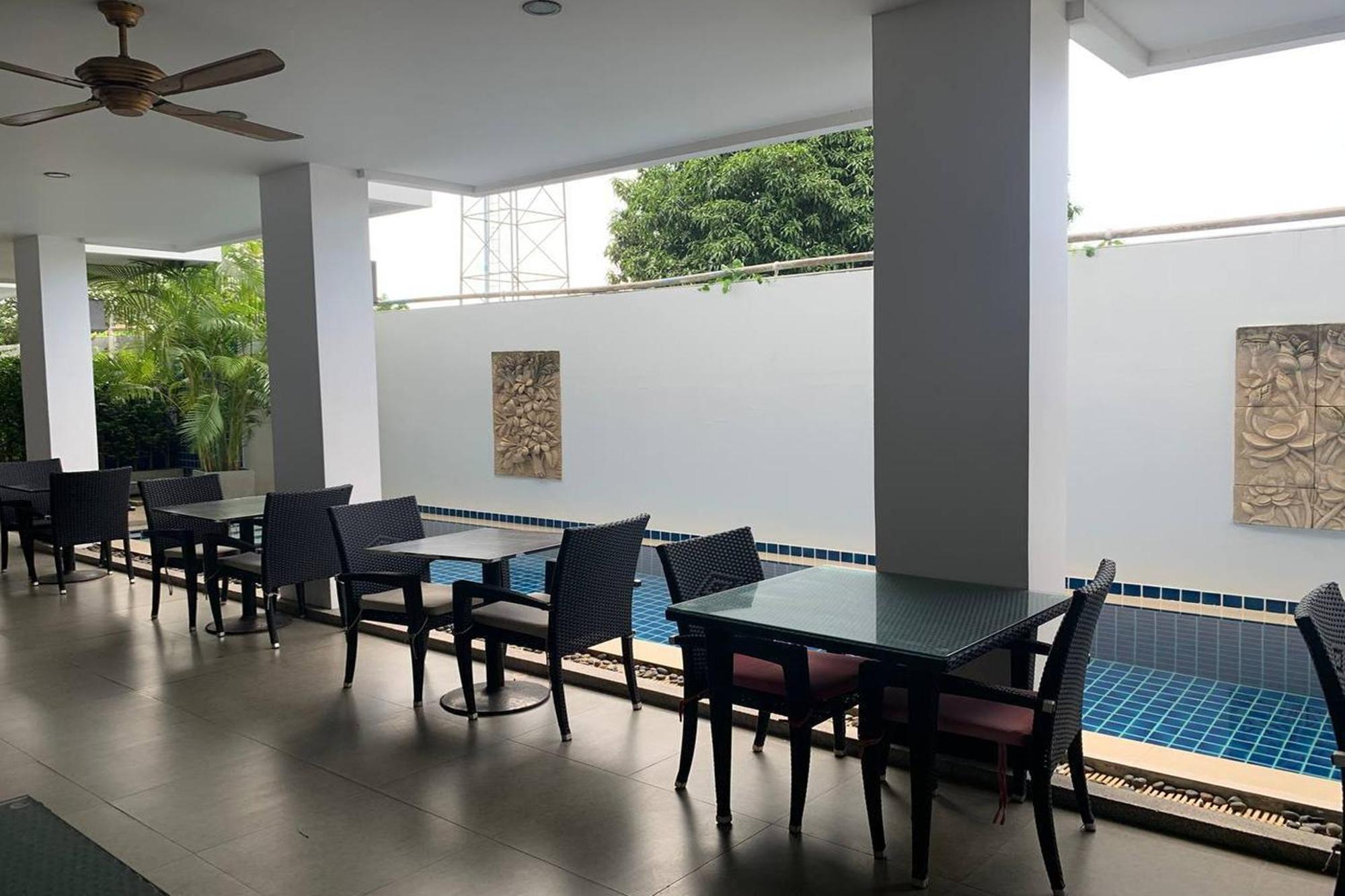One World One Home Naiharn Hotel Rawai Buitenkant foto