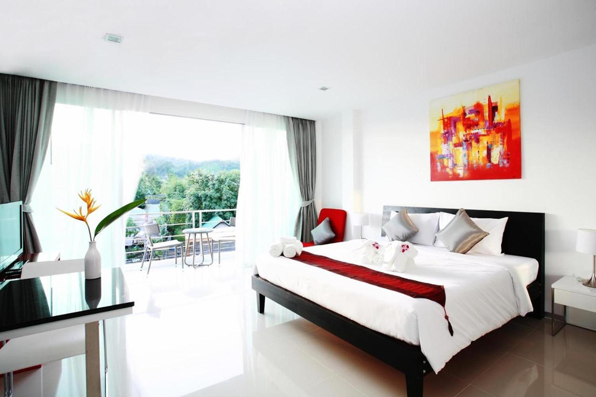 One World One Home Naiharn Hotel Rawai Buitenkant foto