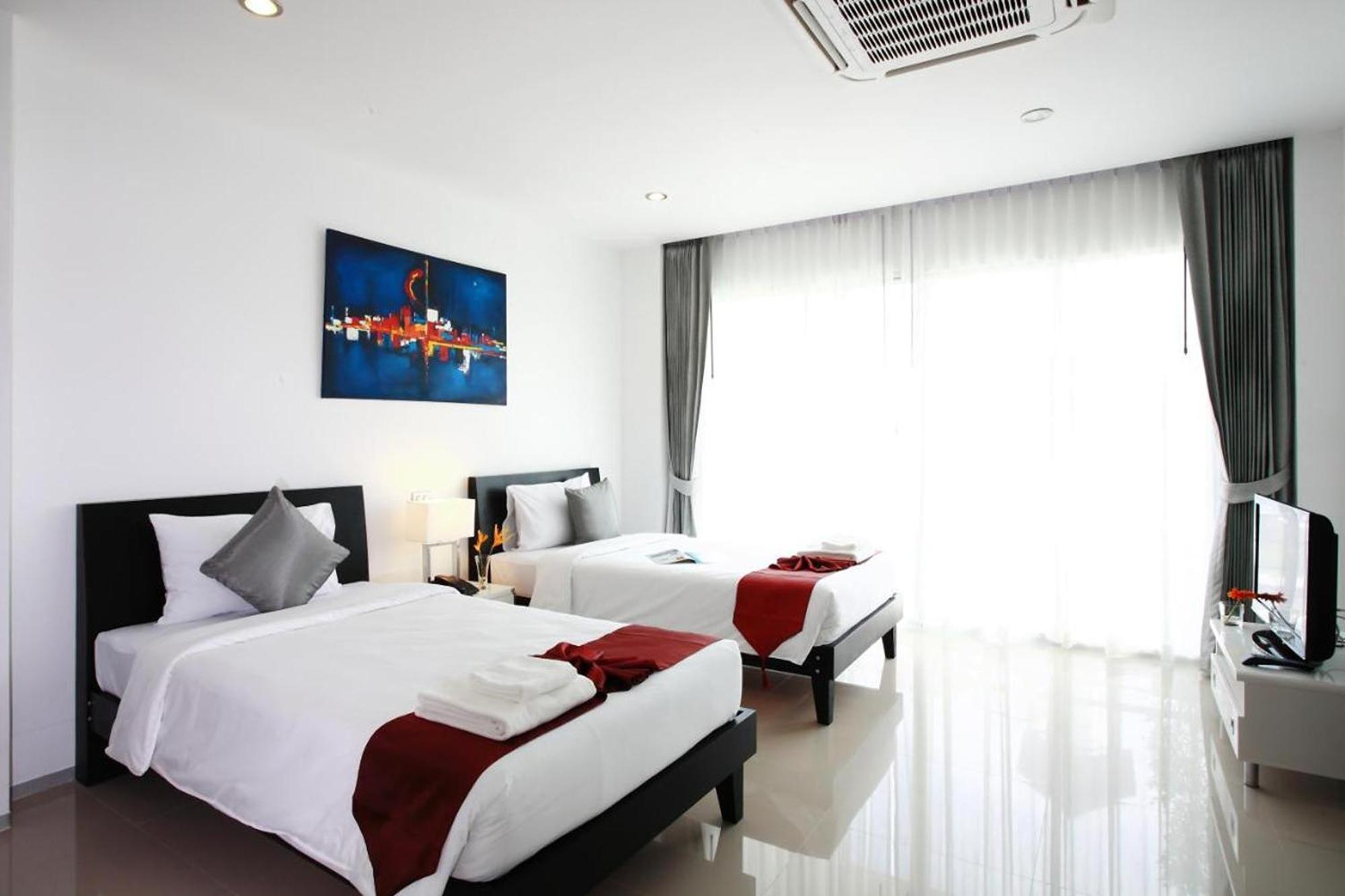 One World One Home Naiharn Hotel Rawai Buitenkant foto