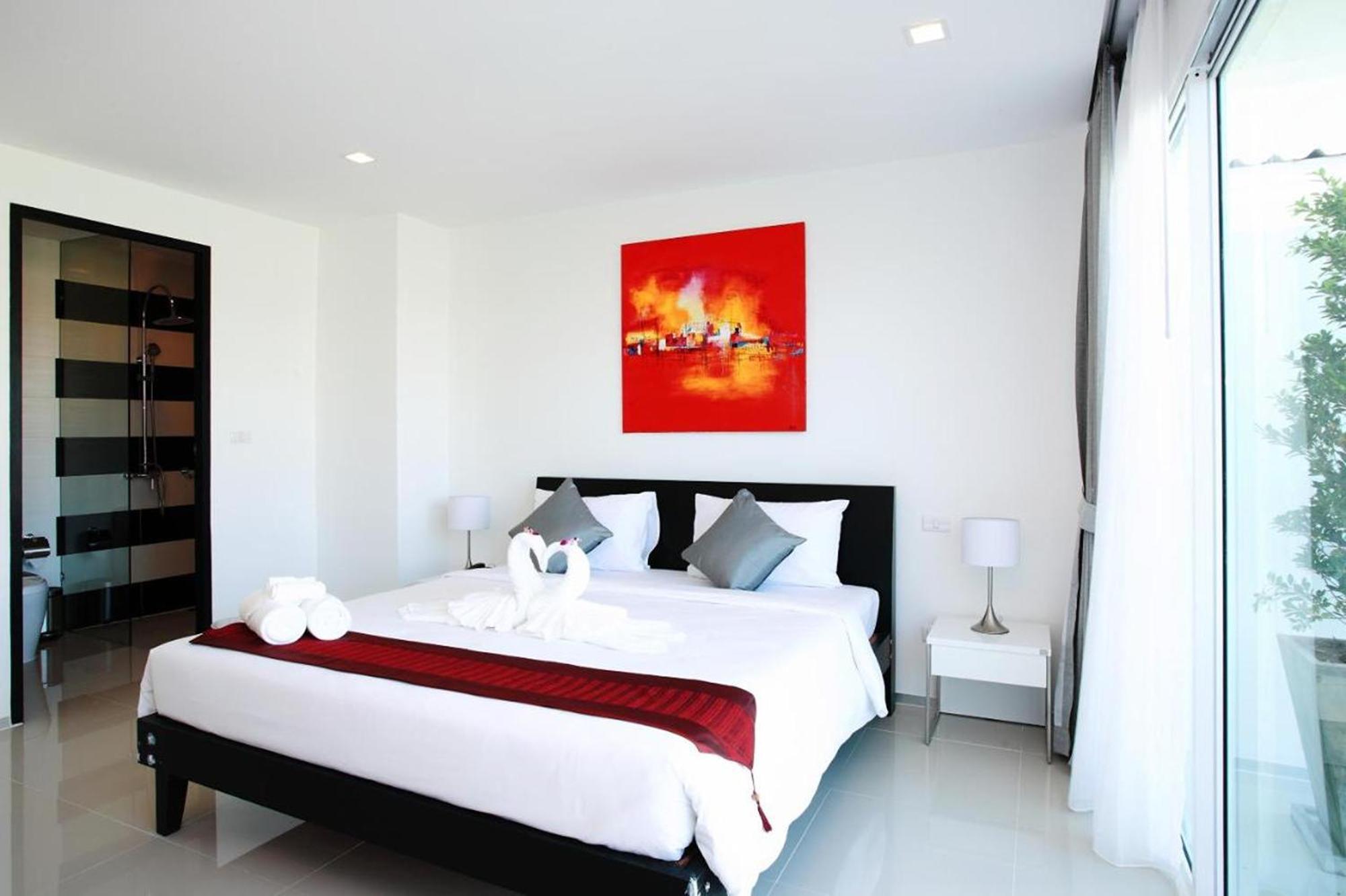 One World One Home Naiharn Hotel Rawai Buitenkant foto