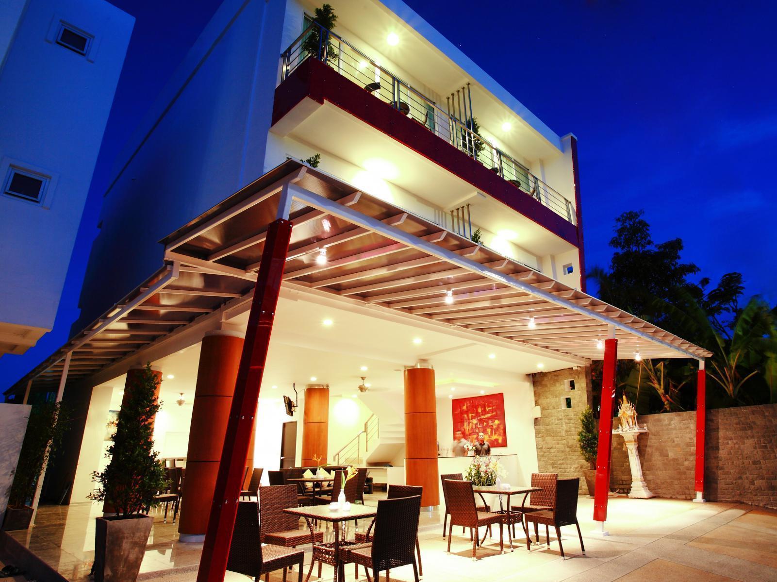 One World One Home Naiharn Hotel Rawai Buitenkant foto